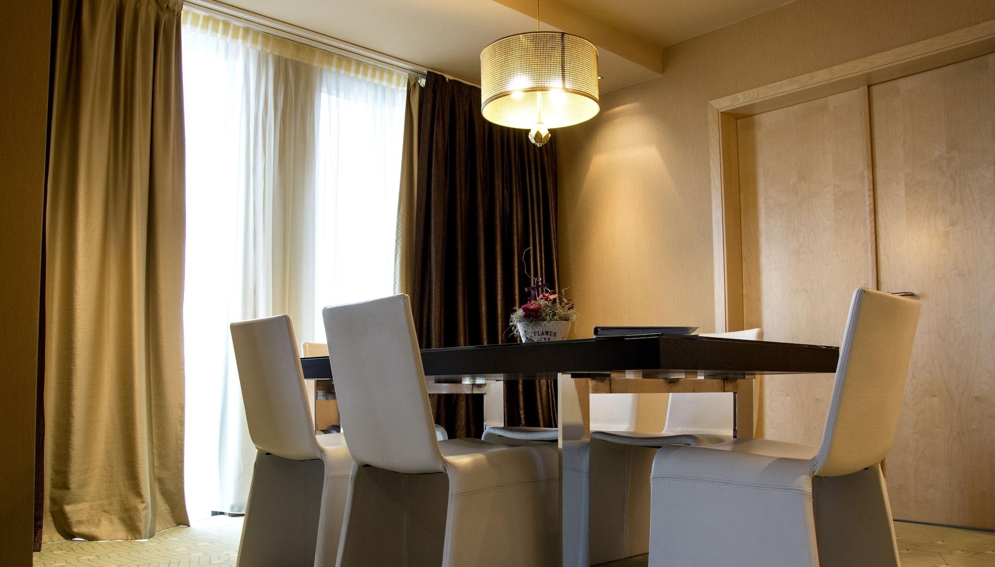 Ramada Sibiu Hotel Eksteriør bilde