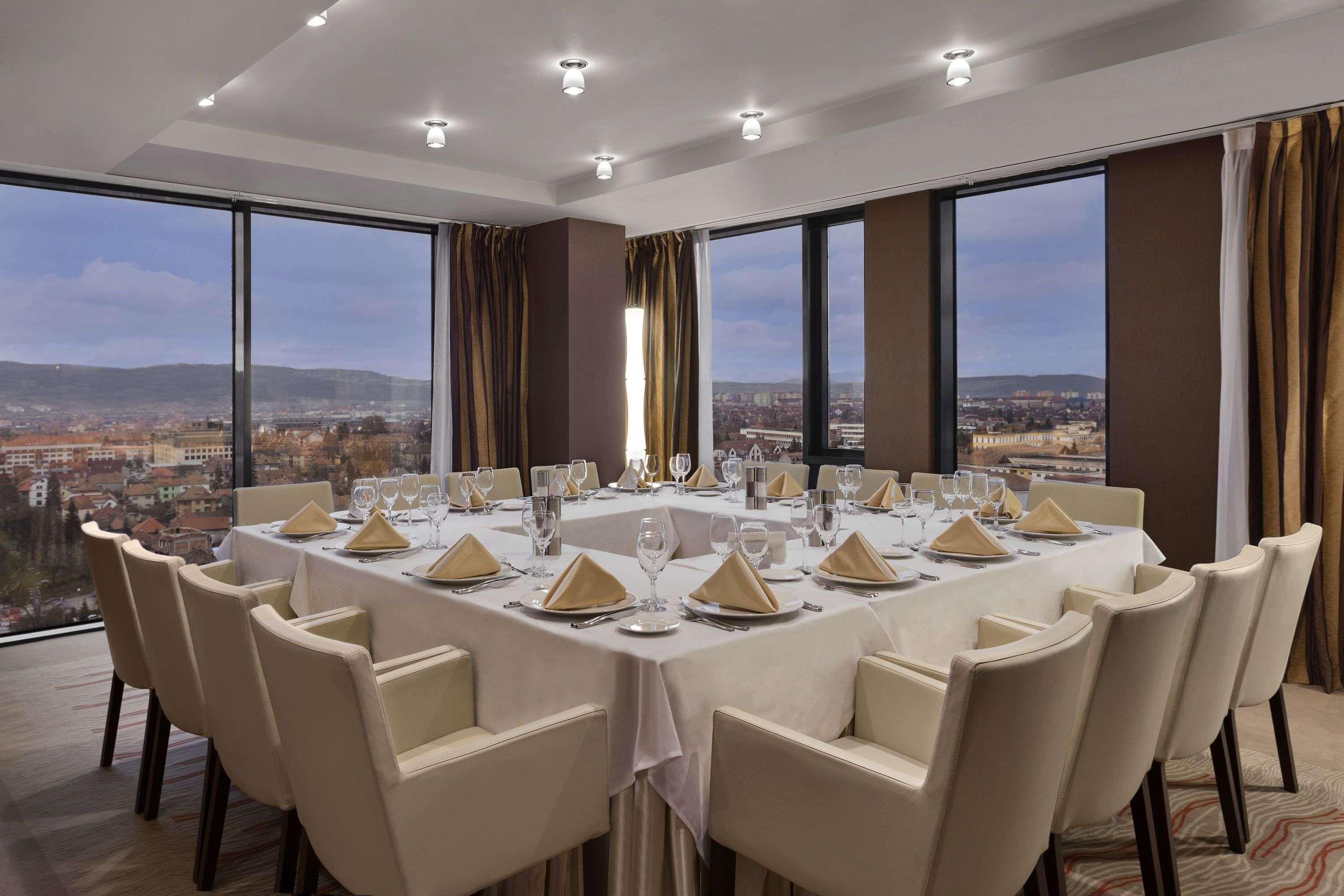 Ramada Sibiu Hotel Eksteriør bilde