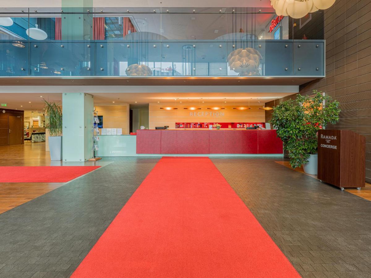 Ramada Sibiu Hotel Eksteriør bilde
