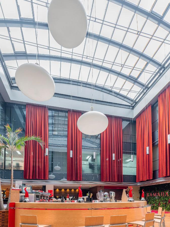 Ramada Sibiu Hotel Eksteriør bilde